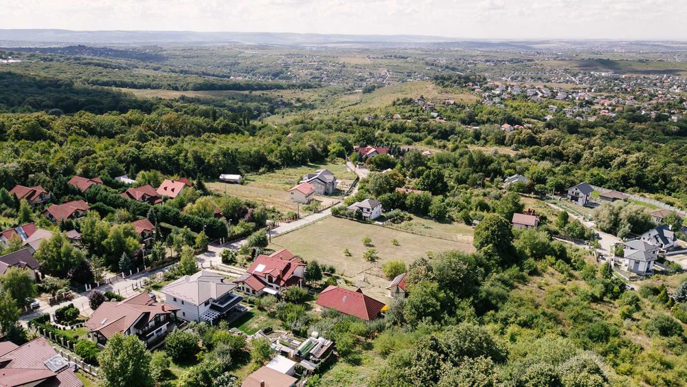 Proprietate deosebita in Bucium