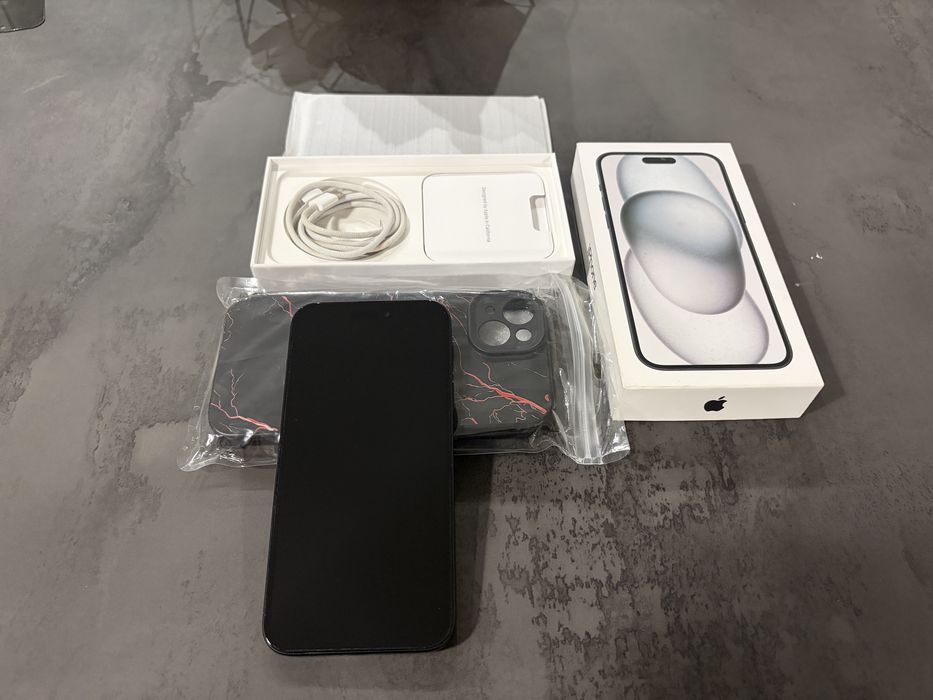 iPhone Айфон 15 плюс