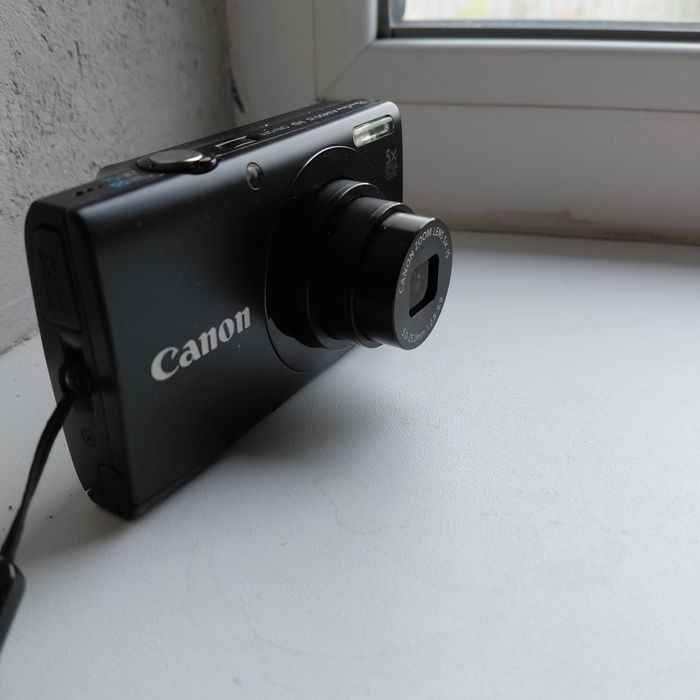 Продам Фотоаппарат  Canon A3400 is