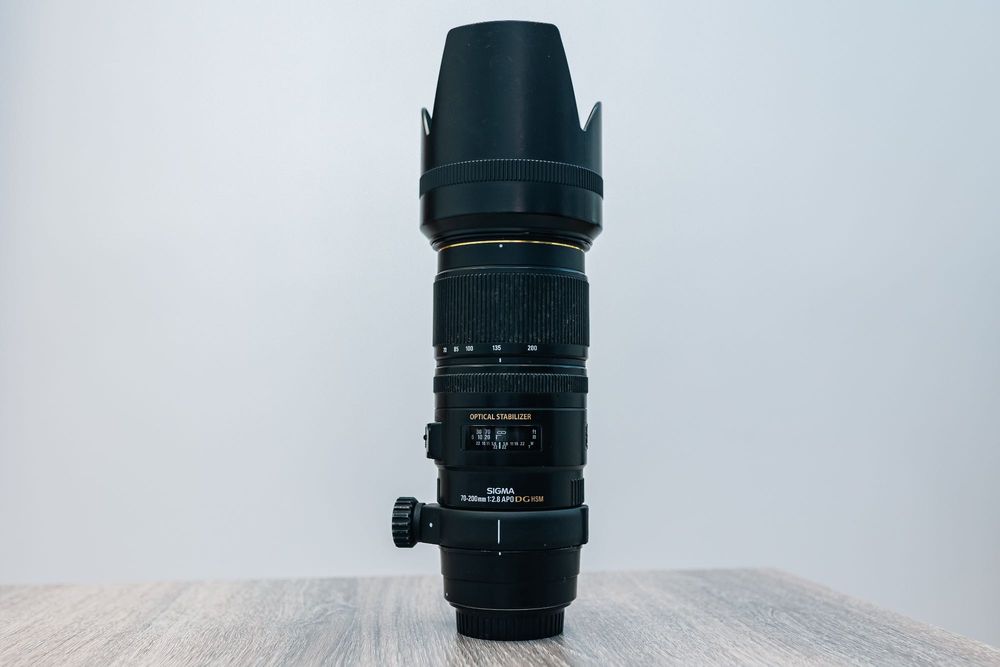 Vând Sigma 70–200mm f/2.8 APO DG HSM –Montura Canon