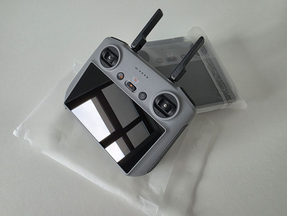 DJI RC2 (RC331) ново