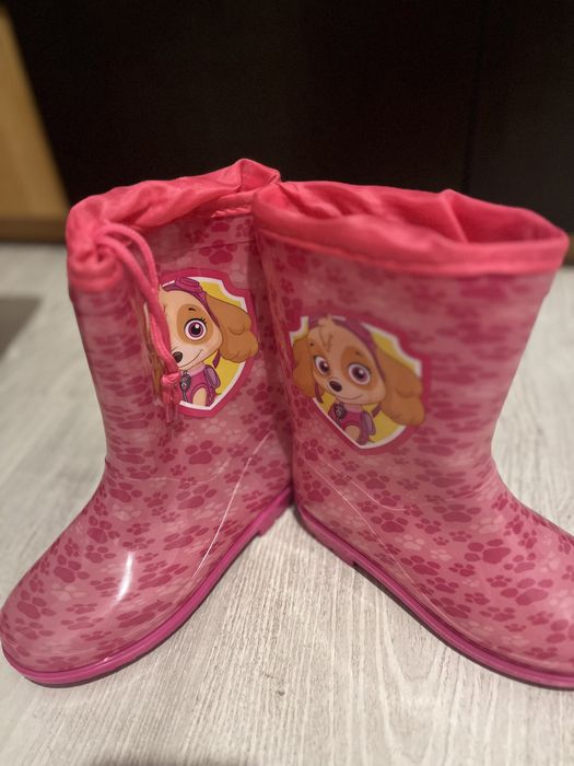 Incaltaminte rezistenta pentru copii