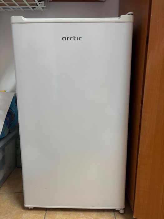 Frigider Artic,în stare bună!