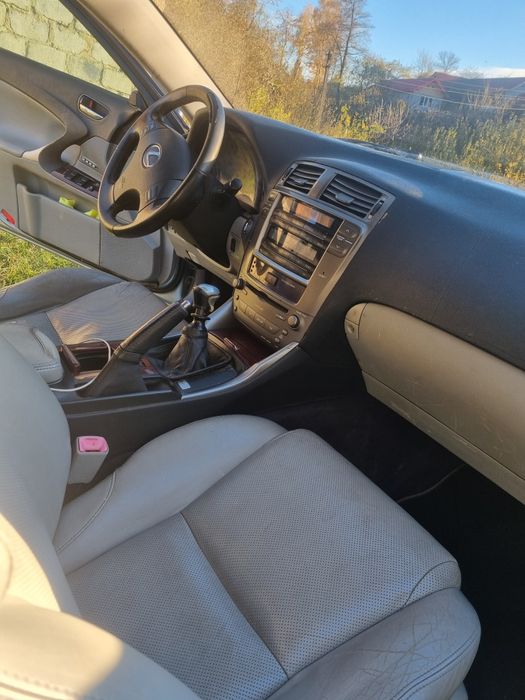 Vând Lexus Is 220 diesel
