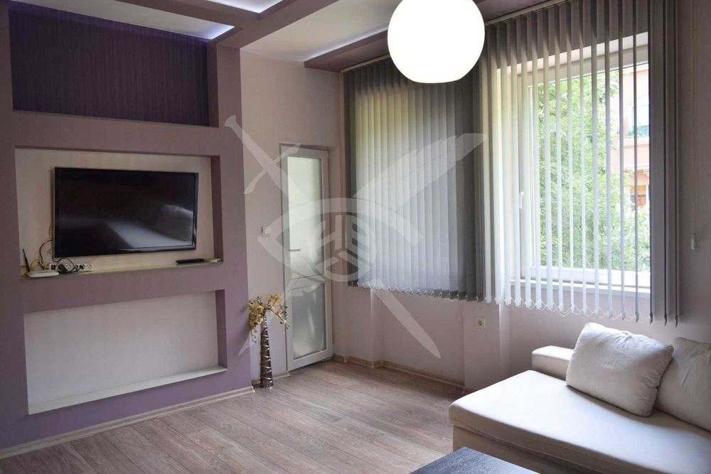 Продава се Двустаен апартамент в Пловдив, Център - 81 кв.м за 2062 €/кв.м - Снимка #1