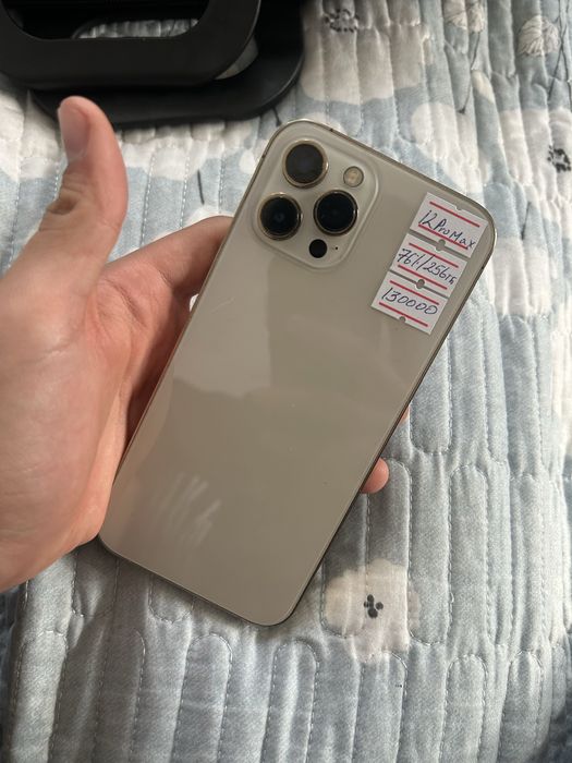 Продам айфон 12 про мах