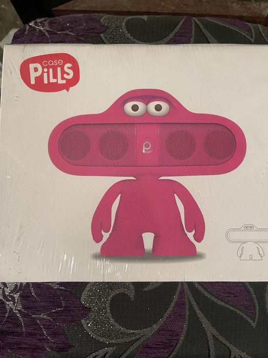 beats by dre слушалки и поставка за тонколона