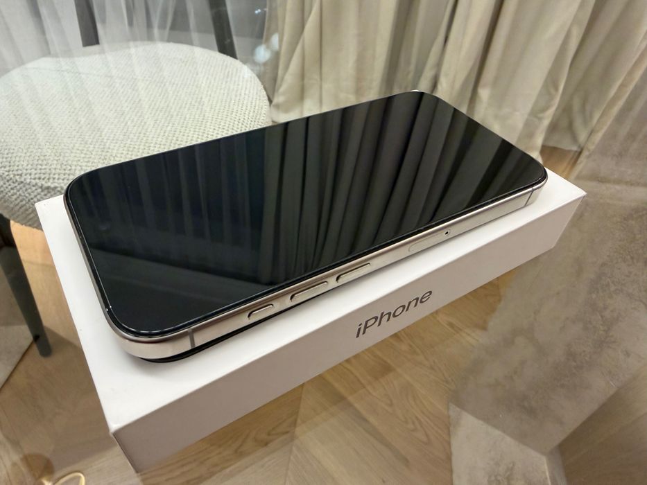 iPhone 16 pro 256GB Natural Titanium - Като н ов , EU version