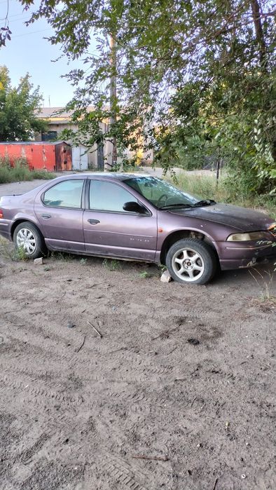 Крайслер стратус