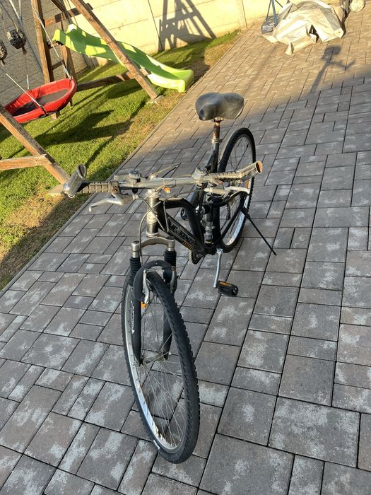 Vand bicicleta  mountain bike