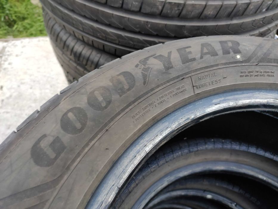 4бр Летни гуми 215 60 17 - Goodyear - DOT 2024