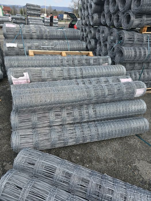 Plasa de gard inodata