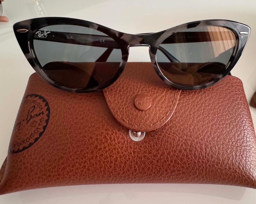 Дамски слънчеви очила Rayban