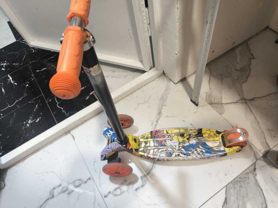 Коляска прогулочная новая