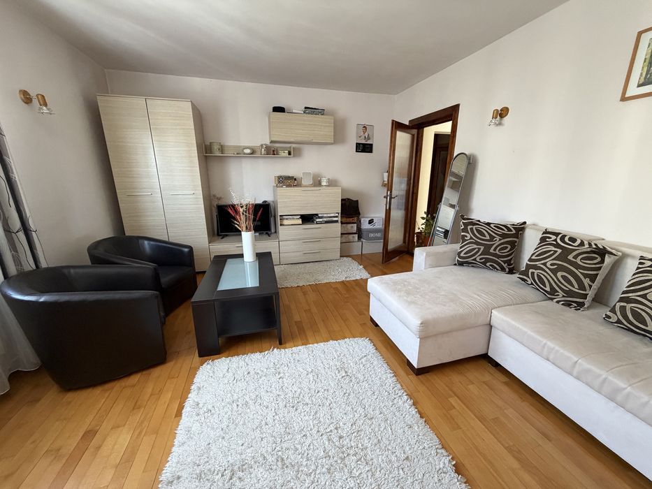 Cazare UNTOLD | Apartament cu 3 camere, ideal pentru 6 persoane | 60 de lei pe noapte