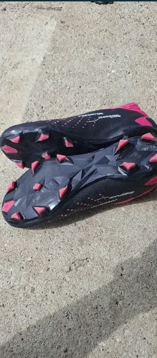 Бутонки Adidas Predator