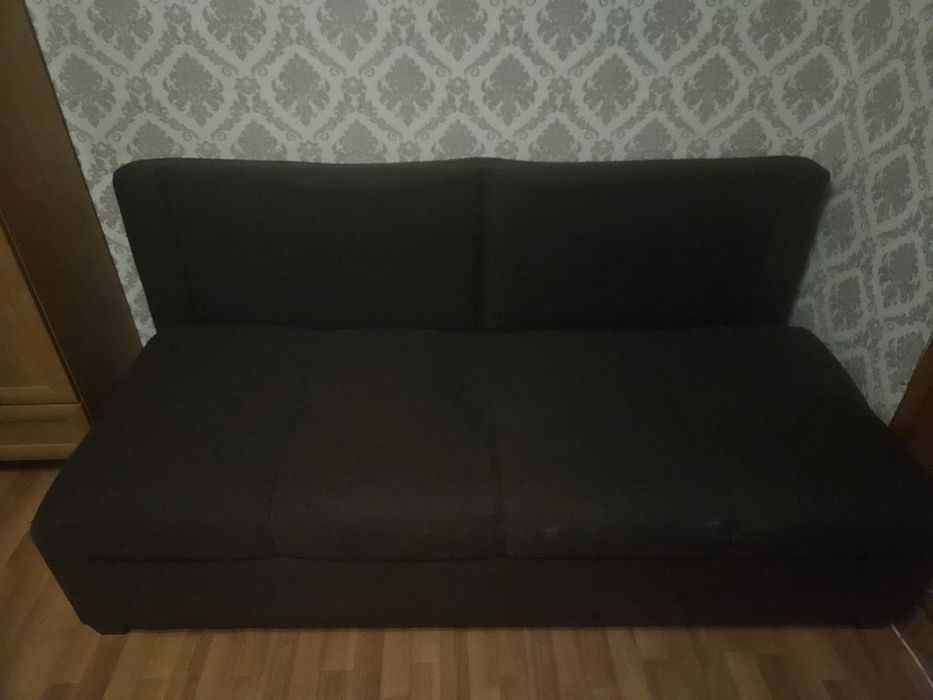 Продам Диваны(4 года каждому)