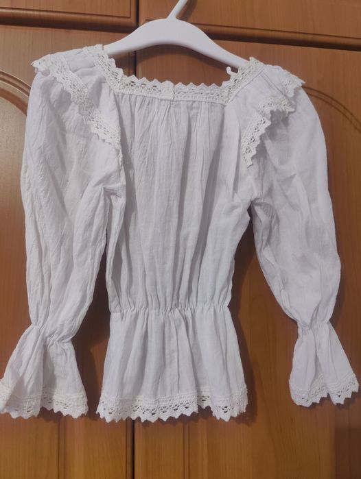 Costum popular rochiță ie 8 ani plus bluziță de ie