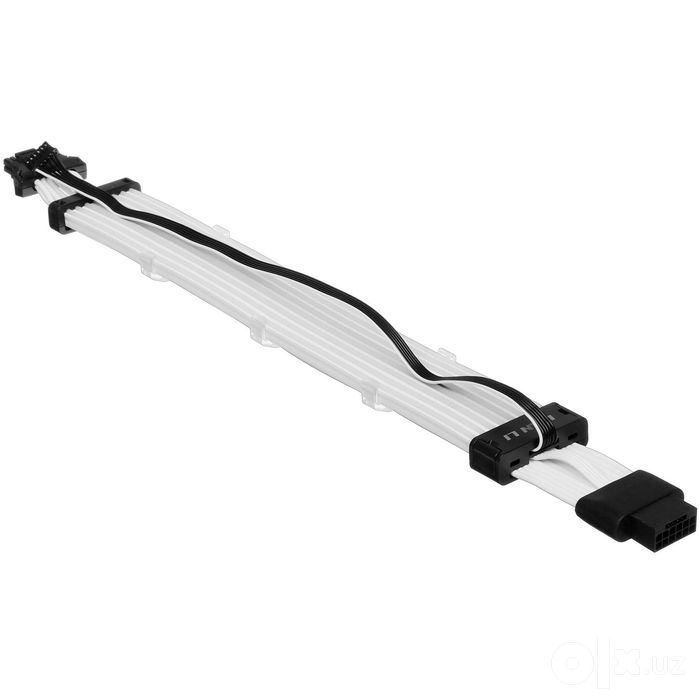 - Удлинитель кабеля питания с ARGB Lian Li Strimer PLUS V2 16-8