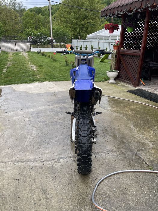 Yamaha yz125 2t.