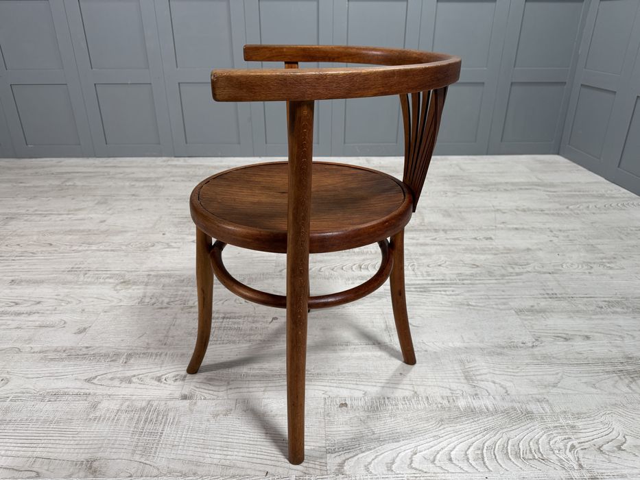 Стол Tonet Модел B28 от 20-те Д1112