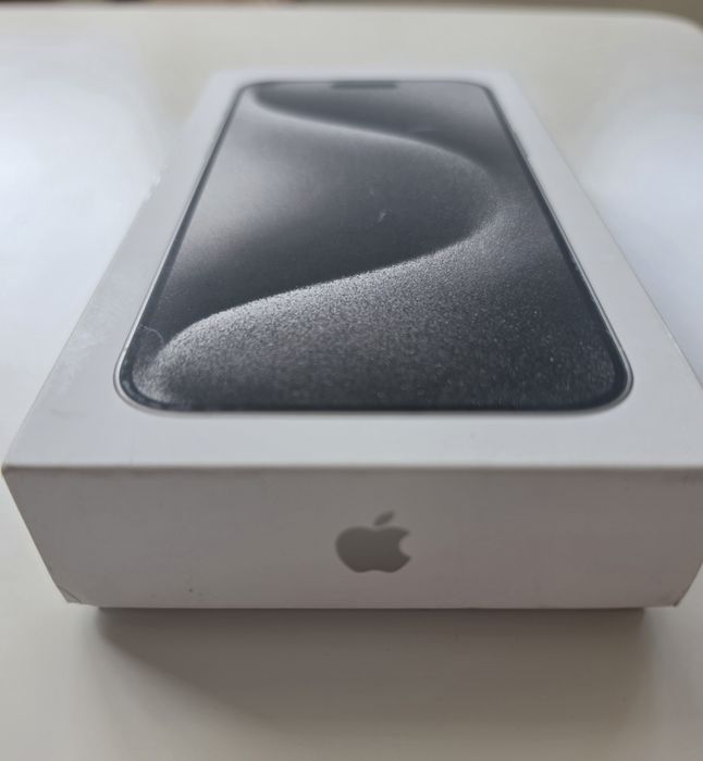 iPhone 15 Pro Max 512 GB неработещ