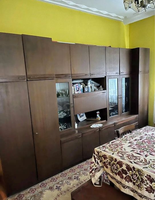 Продава се Тристаен апартамент в Перник, Изток - 121 кв.м за 704 €/кв.м - Снимка #1