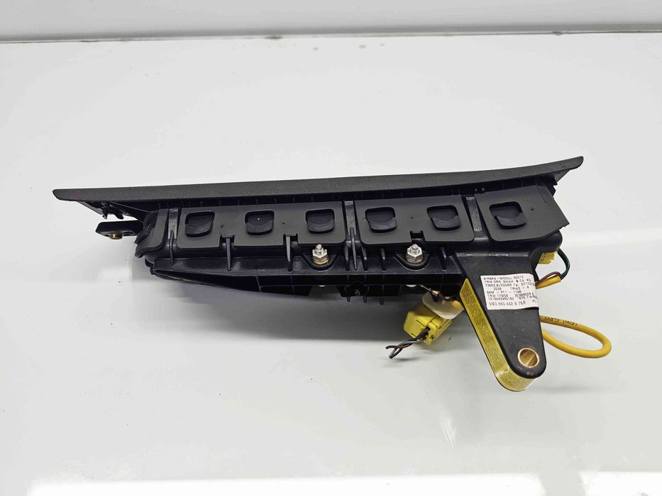 Airbag lateral dreapta Volkswagen Golf 5 Plus (5M1) [Fabr 2005-2008]