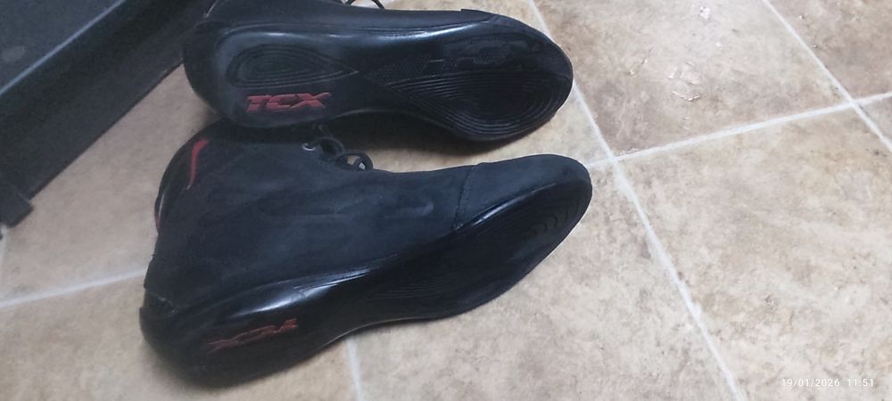 Ghete moto tcx xs sport marimea 43