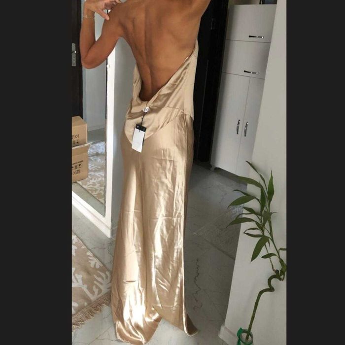 Zara rochie bej auriu lunga ocazie spate gol satin maxi eleganta nunta