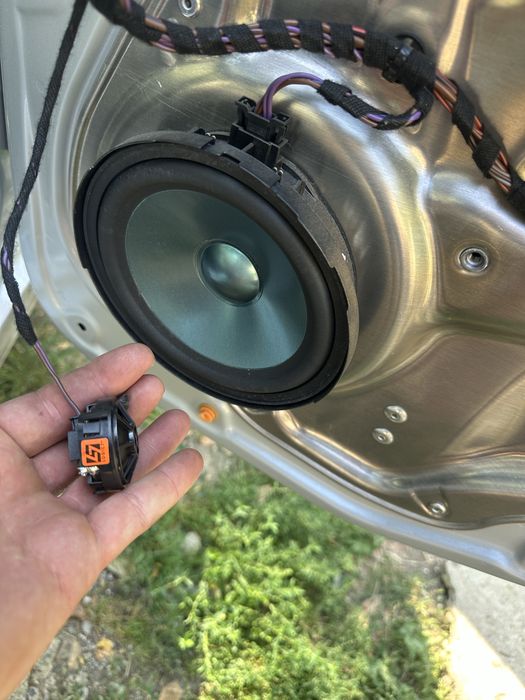 Озвучение Harmann Kardon Mercedes E class W212