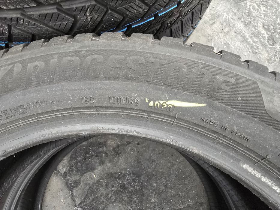 225 55 19 bridgestone m+s