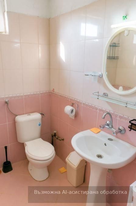 Тристаен апартамент в района на м-т Траката!