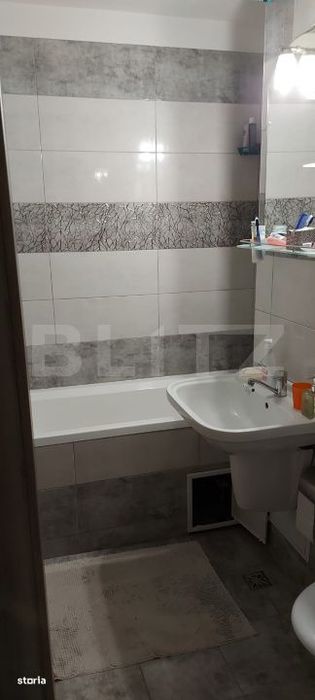 Apartament 5 camere, 100 mp, parter, pivnita 100 mp, zona Calvaria Man