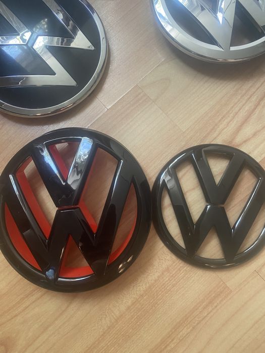 Set embleme negre Volkswagen Passat B7,Golf 6,Caddy,Jetta,Golf Plus