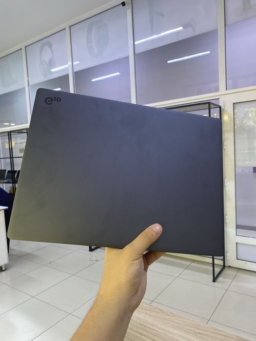 Ноутбук Acer.