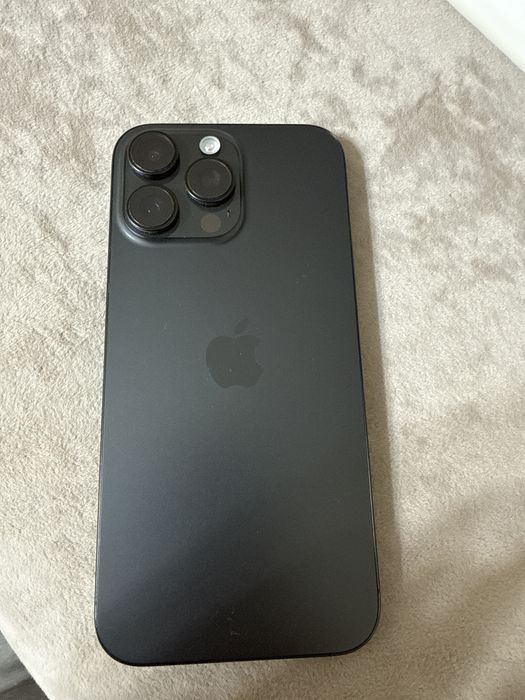 Продам айфон 16 про макс