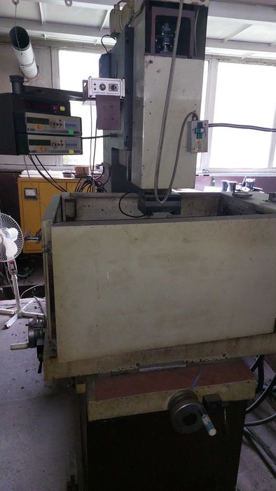 Обемно-ерозийни машини - CHMER и ЕРОМА, 3R кубче,3R глава и 3R държач