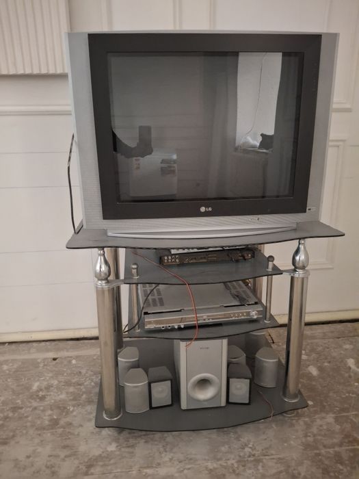 LG telivizor, postavka.