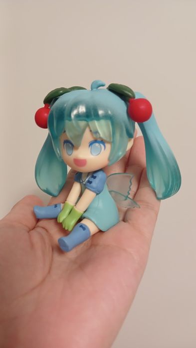 Продам чиби фигурку Хацуне Мику