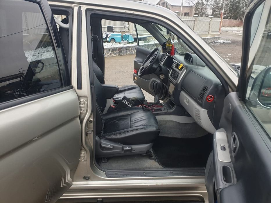 MITSUBISHI Pajero 2005 — imagine 2