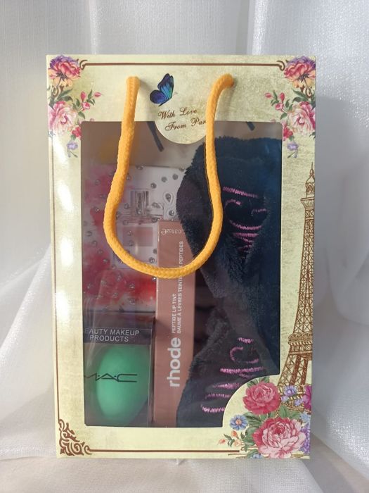 Косметика для девушек