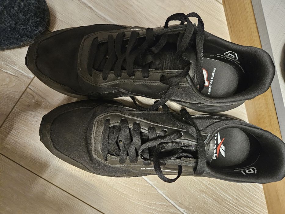 Маратонки Reebok почти нови