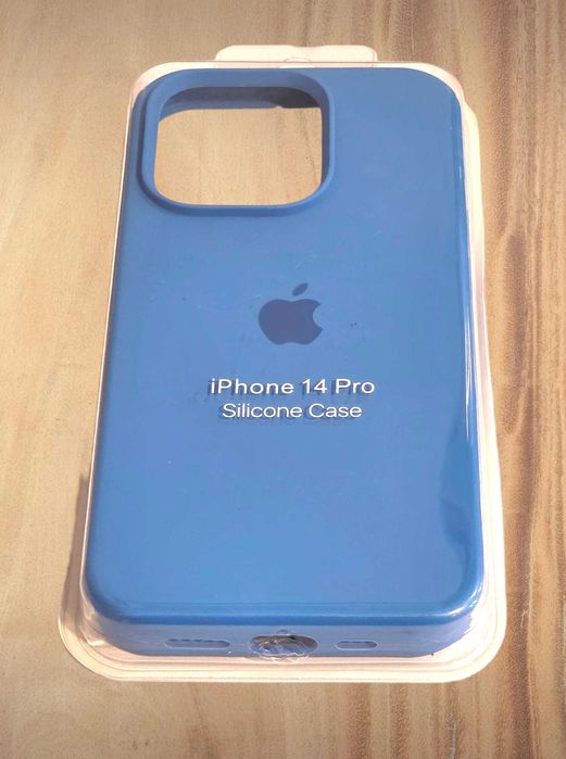 Vand huse pentru iPhone 14, 14 pro max,14 plus,noi fara magsafe