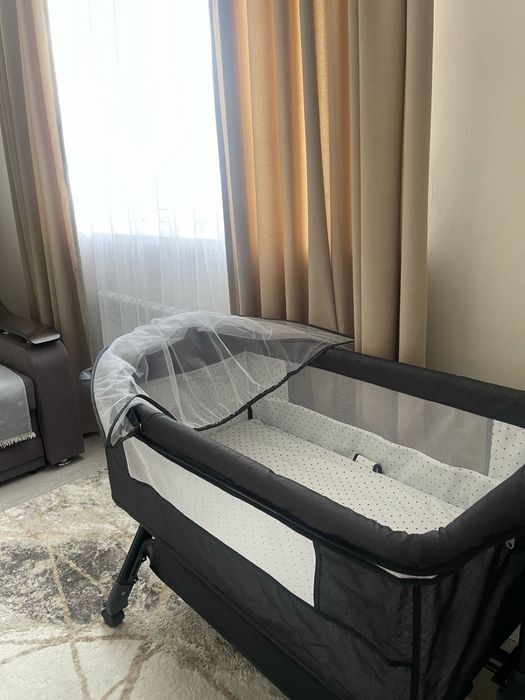 Продам детскую кроватку от 0