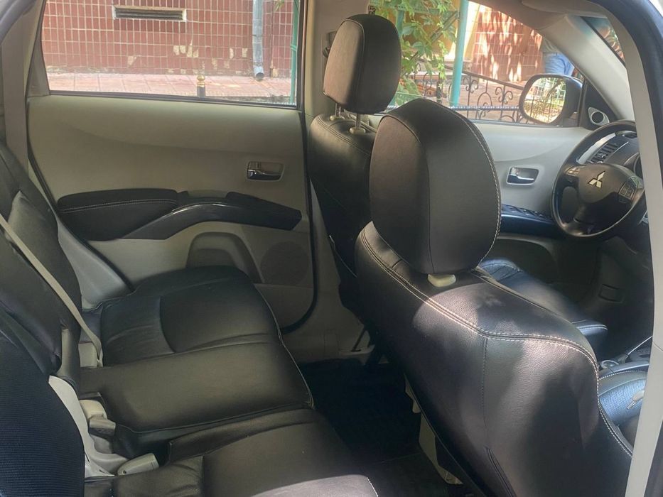 Продается срочно Mitsubishi Outlander XL 3.0 V6, 2007 г.