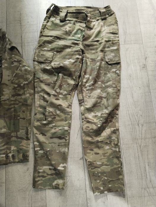 Камуфляжная форма размер 46-3 мультикам