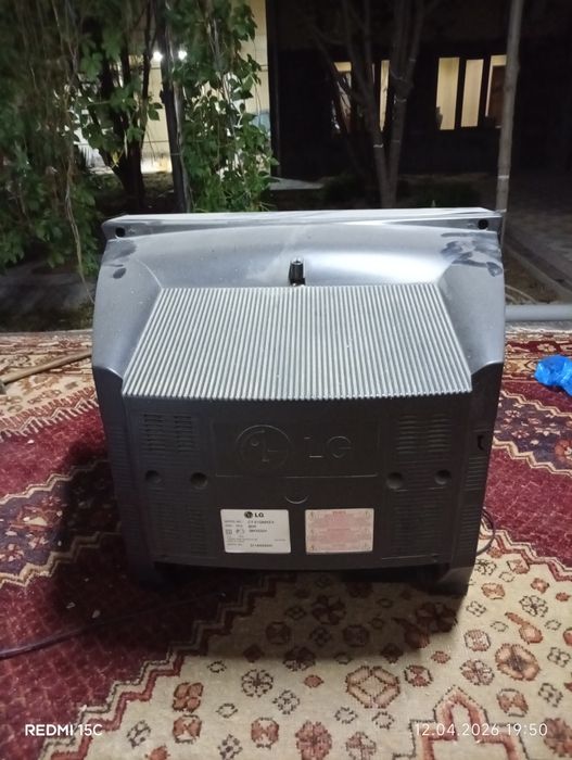 Телевизор LG FLATRON