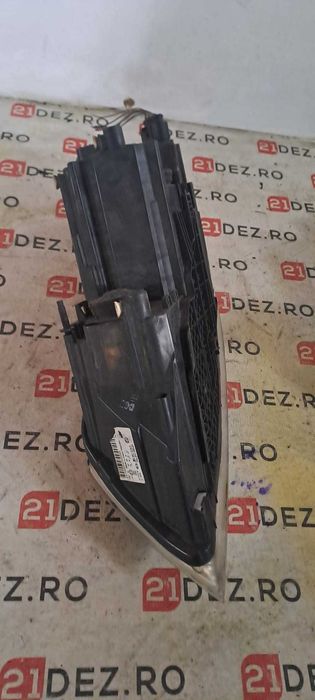 Faruri / Far stanga , far dreapta pentru Skoda Octavia 2 Facelift , de Europa , pretul afisat este per bucata