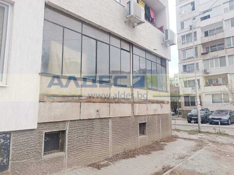 Продава се Двустаен апартамент в София, Света Троица - 69 кв.м за 2363 €/кв.м - Снимка #2